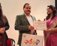 नोएडा में मुख्य निर्वाचन अधिकारी नवदीप रिणवा ने विशेष प्रगाढ़ पुनरीक्षण का निरीक्षण किया, 243 बीएलओ को किया सम्मानित