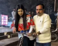 इन्फ्लुएंसर शादाब जकाती विवाद: अब कोर्ट जाएंगी इरम, पति पर लगाए सट्टेबाजी और बेरहमी से पिटाई के आरोप