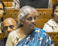 बजट भाषण या नींद की गोली? वित्त मंत्री के पीछे जम्हाई ने खींचा सबका ध्यान