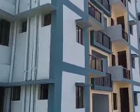 मंत्री कपिल देव अग्रवाल के झूठे दावे की पोल खुली: PM आवास के फ्लैट अधूरे, न बिजली-पानी, न खिड़कियां