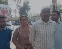 मेरठ: छुट्टी पर घर आए यूपी पुलिस के सिपाही और उसके बेटे पर जानलेवा हमला, दबंगों ने पैर पर चढ़ाई गाड़ी