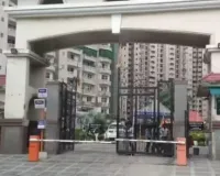 नोएडा प्राधिकरण ने आम्रपाली सफायर सोसाइटी पर लगाया 73.40 लाख का जुर्माना, STP संचालन न करने पर कार्रवाई