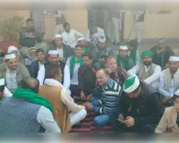 मुजफ्फरनगर: तहसील परिसर में किसानों का 'हल्लाबोल', कैम्पा कोला फैक्ट्री और चकबंदी में भ्रष्टाचार को लेकर जमकर नारेबाजी