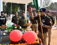 मुजफ्फरनगर: पुलिस बेड़े में शामिल हुईं 10 नई पीआरवी गाड़ियां, एसएसपी ने हरी झंडी दिखाकर किया रवाना