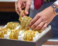 अमेरिका-ईरान में बढ़ते तनाव से सोने और चांदी में खरीदारी, डॉलर भी मजबूत 