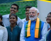 'मोबाइल बच्चों का मालिक बन चुका है', पीएम मोदी ने छात्रों को दी सलाह- 'टेक्नोलॉजी के गुलाम न बनें, खुद का विस्तार करें'