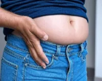 खतरे की घंटी है बढ़ते ट्राइग्लिसराइड का स्तर, जानें क्या है बचने के लिए जरूरी कदम 