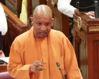 यूपी सीएम का बड़ा ऐलान: 1.06 करोड़ महिलाओं को पेंशन , 'वंदे मातरम' का अपमान करने वालों को कान पकड़कर बाहर करो: विधानसभा में दहाड़े सीएम योगी