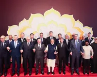 एआई समिट की ‘फैमिली फोटो’: नरेंद्र मोदी के साथ दिखे वैश्विक नेता, क्या कहती है तस्वीर? 