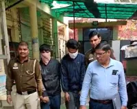 दिल्ली में पेट्रोलिंग टीम ने दबोचे दो बदमाश, छीना गया मोबाइल और स्कूटी बरामद 