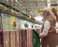 पीएम मोदी ने मेरठ वासियों को दी बड़ी सौगात..मेरठ मेट्रो और नमो भारत ट्रेन को दिखाई हरी झंडी, छात्रों के साथ किया सफर