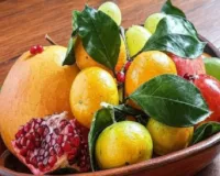 पेट में बढ़ती एसिडिटी का कारण हो सकते हैं प्राकृतिक से मिले ये फल, जानें सेवन से जुड़ी सावधानियां 