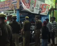 मुजफ्फरनगर: रात के अंधेरे में चला प्रशासन का डंडा, अतिक्रमणकारियों के सामान जब्त