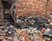 आधी रात सिलेंडर ब्लास्ट से दहला मुजफ्फरनगर, तेज धमाके में उड़ी छत, लाखों का सामान राख