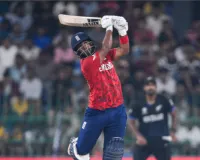 टी20 वर्ल्ड कप: पाकिस्तान मूल के खिलाड़ी ने वो कमाल कर दिया, जो पूरी पाक टीम नहीं कर पाई 