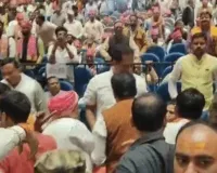 लखनऊ: पूर्व डिप्टी सीएम दिनेश शर्मा का विरोध, ब्राह्मण समागम में जमकर हुई नारेबाजी