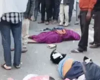 हरदोई में सीटेट की परीक्षा देने जा रही भाई- बहन समेत मौसी की मौत, डंपर ने बाइक को रौंदा