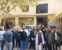 मुरादाबाद में टैक्स वसूली के दौरान मचा घमासान, कांग्रेस पार्षद पर नगर निगम कर्मचारियों से अभद्रता और धमकी का आरोप