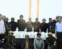 तस्करी पर तगड़ा प्रहार! आईसीजी और गुजरात एटीएस ने समुद्री सीमा से ₹1000 करोड़ से अधिक की क्रिस्टलाइन ड्रग बरामद किया