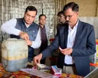मुजफ्फरनगर में वहलना में मिलावटी तेल और रिफाइंड फैक्ट्री का भंडाफोड़, प्रतिबंधित रसायनों के जरिए परोसा जा रहा था 'जहर'