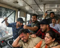 बिजनौर में रोडवेज बस में गुंडागर्दी: ड्राइवर और महिला कंडक्टर से मारपीट, लूटपाट कर फरार हुए बदमाश