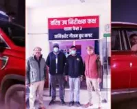 नोएडा एलिवेटेड रोड पर 'शराबी' रईसजादों की गुंडागर्दी: फैमिली का पीछा कर महिलाओं को दी 'फ्लाइंग किस', दो गिरफ्तार