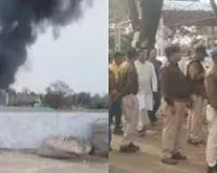 पशु दुष्कर्म के बाद दामजीपुरा में हिंसा, घर-दुकानों में तोड़फोड़, उपद्रवियों ने पेट्रोल डालकर आग लगाई, भारी पुलिस बल तैनात