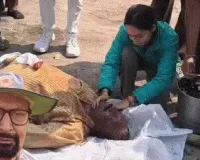 कानपुर में क्रिकेट के मैदान पर मातम: मधुमक्खियों के हमले में अंपायर की मौत, अंतिम विदाई में उमड़ा जनसैलाब