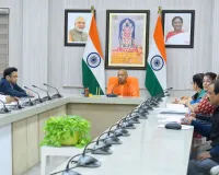 यूपी के हर आंगनबाड़ी केंद्र का होगा अपना भवन, सीएम योगी ने दिए कायाकल्प के निर्देश