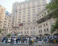 बैंक जाने से पहले पढ़ लें ये खबर! कल हड़ताल के कारण ठप रह सकते हैं ये जरूरी काम