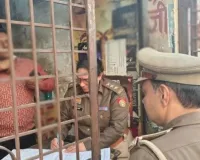 मुरादाबाद: त्योहारों से पहले शराब माफियाओं पर 'सर्जिकल स्ट्राइक', प्रशासन और पुलिस ने दुकानों पर मारा छापा