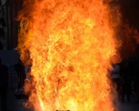 पाकिस्तान के कराची में फिर सिलेंडर ब्लास्ट: किशोर की मौत, झुलसे पांच