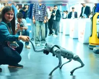 गलगोटिया यूनिवर्सिटी विदेशी रोबोट को 'स्वदेशी खोज' बताने पर हुई समिट से बाहर, बिजली काटी गई; सियासी गलियारों में मचा बवाल