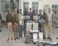 मेरठ में मोबाइल टावर चोरी का गिरोह दबोचा, चोरी का सामान और कार बरामद