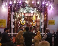 महाशिवरात्रि पर औघडनाथ मंदिर में उमड़ा आस्था का सैलाब, तड़के से लगी श्रद्धालुओं की लंबी कतारें