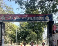 पुरकाजी में खनन माफियाओं का दुस्साहस: पुलिस चौकी के सामने युवक को पीटा, सोने की चेन लूटी