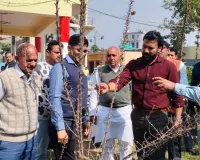 शामली: जिलाधिकारी ने जलालाबाद नगर पंचायत कार्यालय का निरीक्षण कर व्यवस्थाओं और विकास कार्यों की समीक्षा की