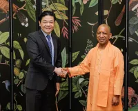 सीएम योगी का वैश्विक निवेश मिशन, सिंगापुर में पहले दिन ही 6,650 करोड़ के MoU साइन