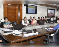 यूपी में सरकारी बाबू सावधान ! ई-ऑफिस पर लॉगिन नहीं किया तो रुक जाएगा वेतन, मुख्य सचिव का सख्त निर्देश