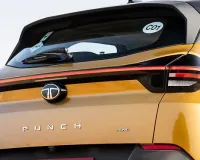 Tata Punch EV Facelift:पहली झलक में सामने आया नया लुक, 365 KM रेंज के साथ फरवरी में लॉन्च की तैयारी