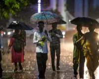 MP Weather Update: एमपी में मौसम का बड़ा पलटवार 19 फरवरी को बारिश ओले और आंधी का कहर 22 जिलों में अलर्ट जारी