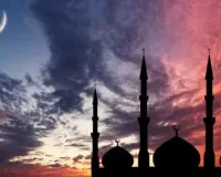 रमजान मुबारक! आसमान में दिखा चांद, कल यानी गुरूवार को होगा पहला रोजा