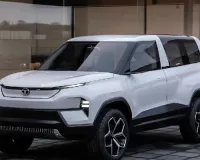 Tata Sierra SUV पर जबरदस्त क्रेज, बंपर बुकिंग के बाद बढ़ा वेटिंग पीरियड, जानिए डिलीवरी और कीमत की पूरी जानकारी