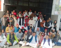 गाजियाबाद: फॉर्म-7 के दुरुपयोग का आरोप, सपा ने जिलाधिकारी को सौंपा ज्ञापन