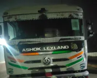  मीरापुर में दर्दनाक हादसा: कैंटर के टायर में हवा भरते समय हुआ जोरदार धमाका; पंचर दुकानदार युवक की मौत