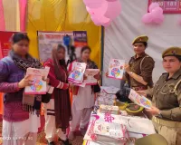 मुजफ्फरनगरः आईटीआई परिसर में मिशन शक्ति जागरूकता स्टाल, छात्राओं को हेल्पलाइन व योजनाओं की दी जानकारी