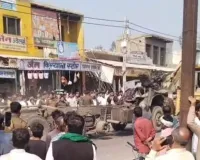 मुजफ्फरनगर में लापरवाही की भेंट चढ़ी जिंदगी: रतनपुरी में अनियंत्रित होकर पलटा गन्ने से लदा ट्रक, बुजुर्ग की मौके पर मौत