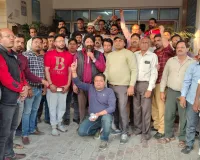 मेरठ में आवास विकास परिषद के बड़े अधिकारियों पर भ्रष्टाचार का आरोप, एडीजी मेरठ से एफआईआर की मांग