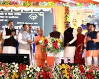 लखनऊ को 1,519 करोड़ की सौगात: रक्षा मंत्री राजनाथ सिंह और CM योगी ने किया 'ग्रीन कॉरिडोर' का लोकार्पण व शिलान्यास