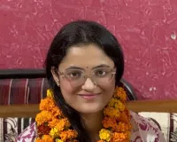  सीवान की बेटी तान्या सिंह ने पहले ही प्रयास में रचा इतिहास, आईएएस परीक्षा में 200वां स्थान हासिल